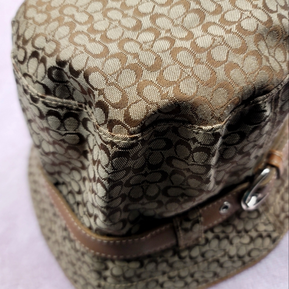 Coach hat